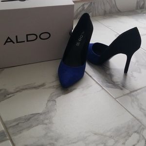 Aldo black and blue suede heels
